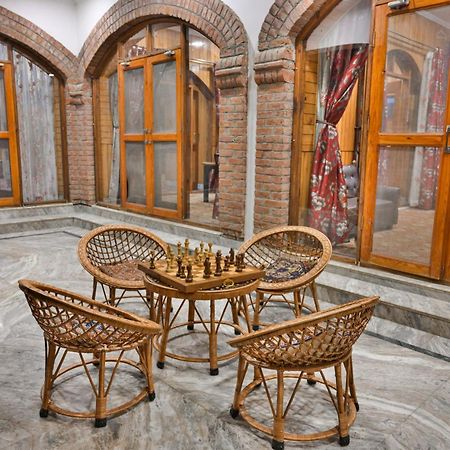 The Country Hills Villa Srīnagar 外观 照片