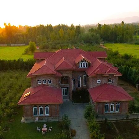 The Country Hills Villa Srīnagar 外观 照片